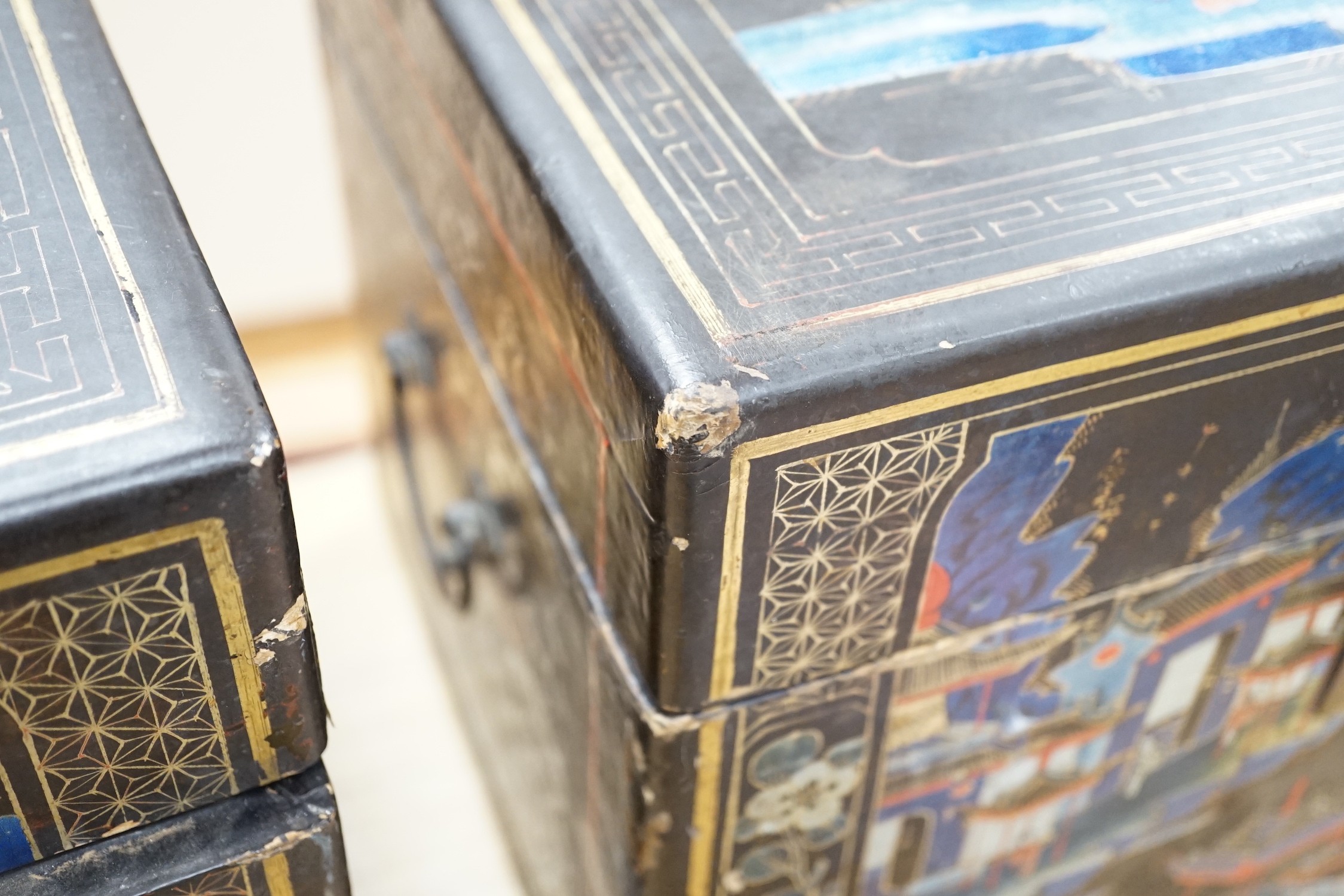 A pair of Chinese export lacquer boxes, 43cm wide